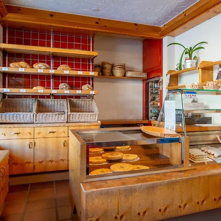 Zurschmitten 17 1- Og Sued By Interhome Appartement